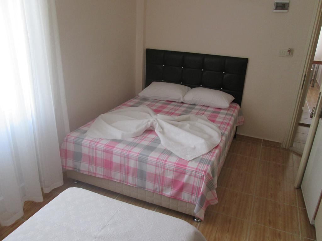 Avsa Cane Motel Türkeli Стая снимка